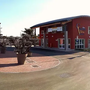 Parque de Campismo Village, Verona